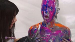 顔面ぶっかけペイントメッシー｜一人だけが汚される惨めさに興奮する可哀そう作品レビュー