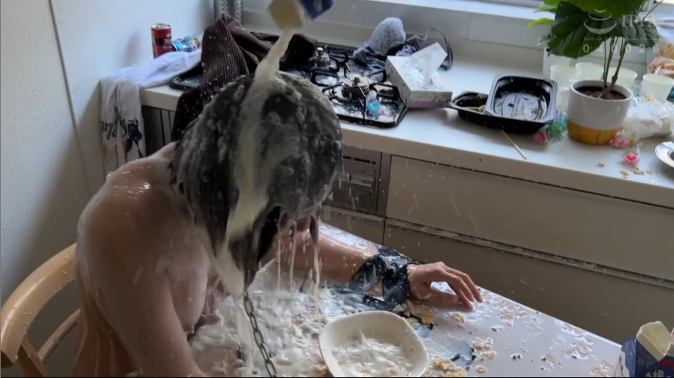 顔面牛乳ぶっかけメッシー